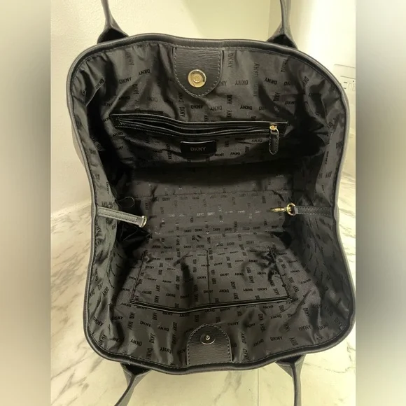 DKNY ARMY CAMO TOTE BAG - Picture 7 of 14